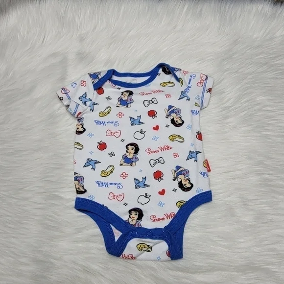 Disney Snow White Princess Onesie Size Newborn - Picture 2 of 11